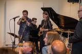 Quelle: Musikschule Offenburg/Ortenau Big Band Surprise, Peter Stöhr, Karolina Strassmayer, Steffen Kuehn